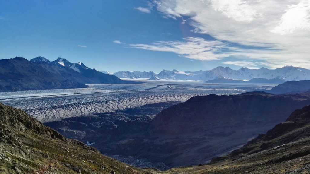 A Viedma-gleccser a Déli Patagóniai Jégmezőről indul