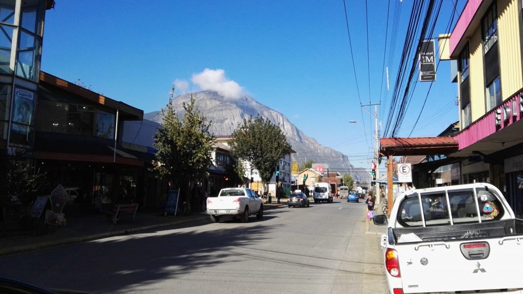 Coyhaique egyik utcája, Chile