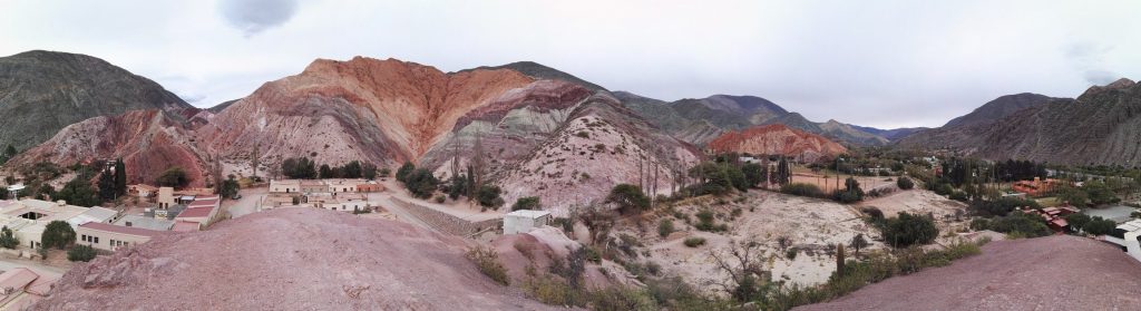 Cerro de los Siete Colores, azaz a Hétszínű-hegy Pumamarca mellett