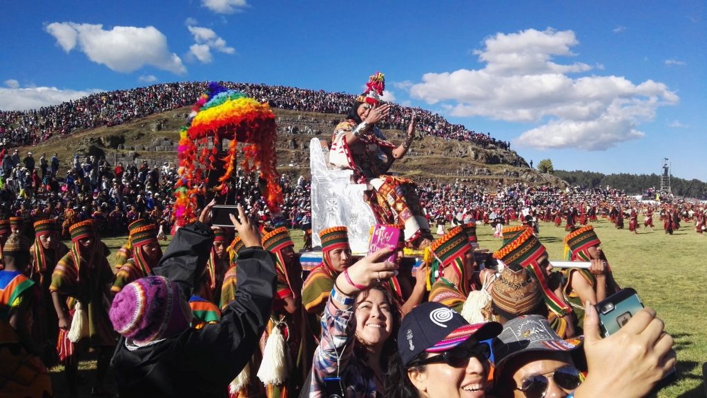 Mama Killa búcsúzik az Inti Raymi fesztiválon