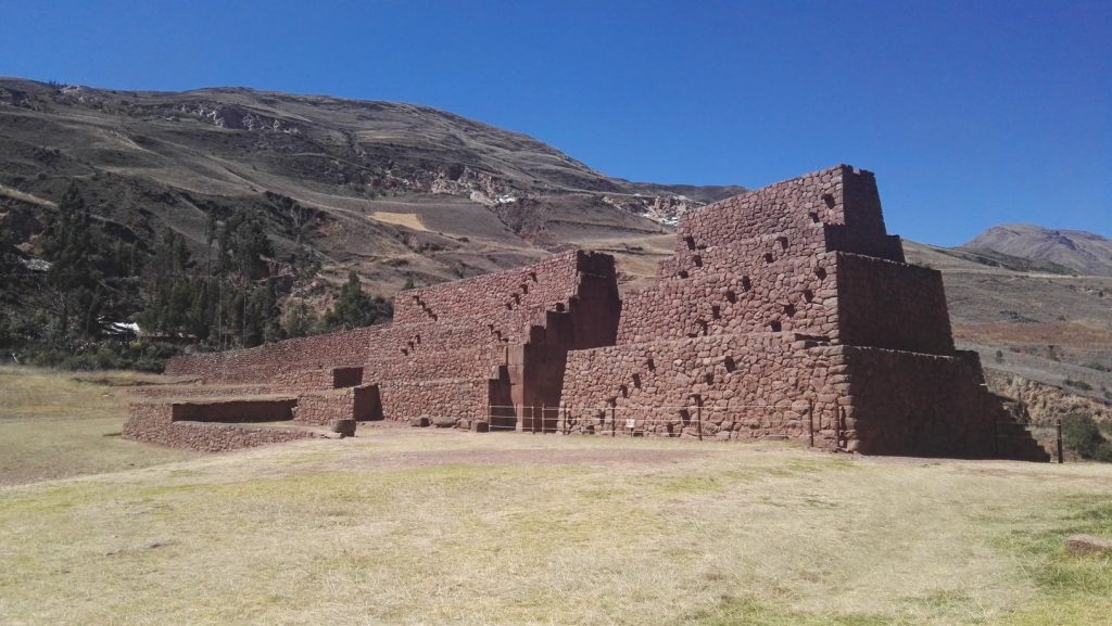 Rumiqolqa, a cuscói völgy kapuja az inka időkben