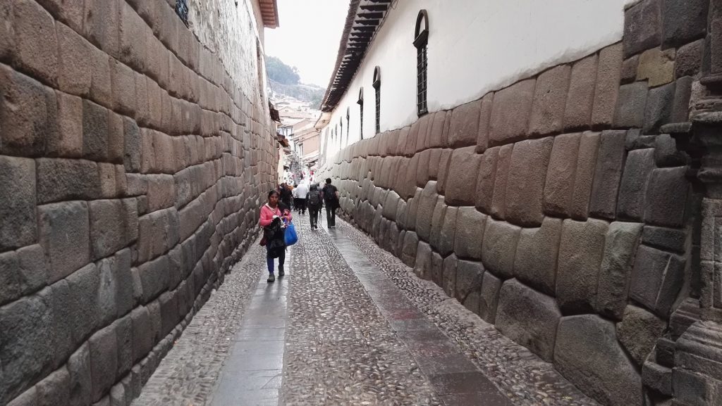 Fennmaradt eredeti inka faldarabok Cuscóban