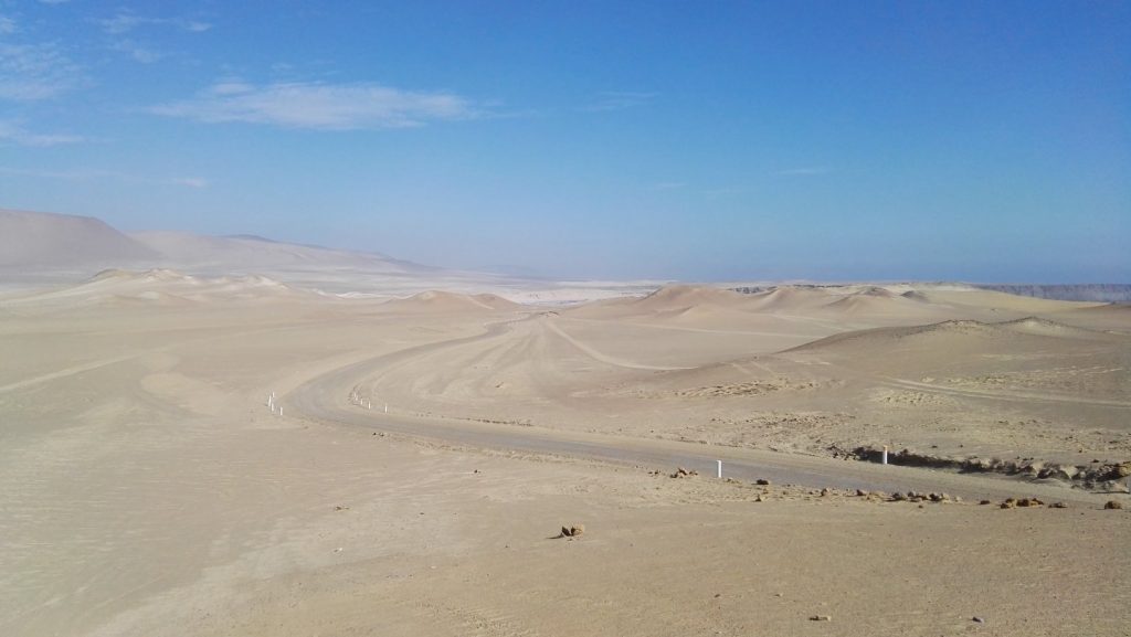 Döngölt út a sivatagban