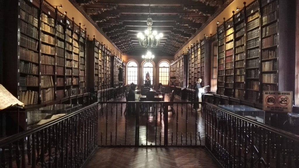 A Santo Domingo kolostor könyvtára